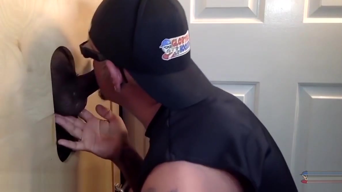 Horny Construction Guy At My Gloryhole