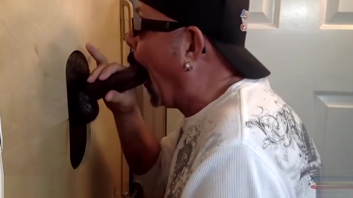 Black Dick Gloryhole Suck Off