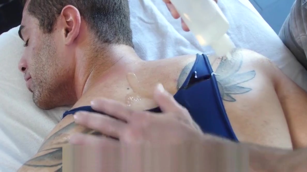 GayRoom Sloppy big dick MASSAGE ASS POUNDING