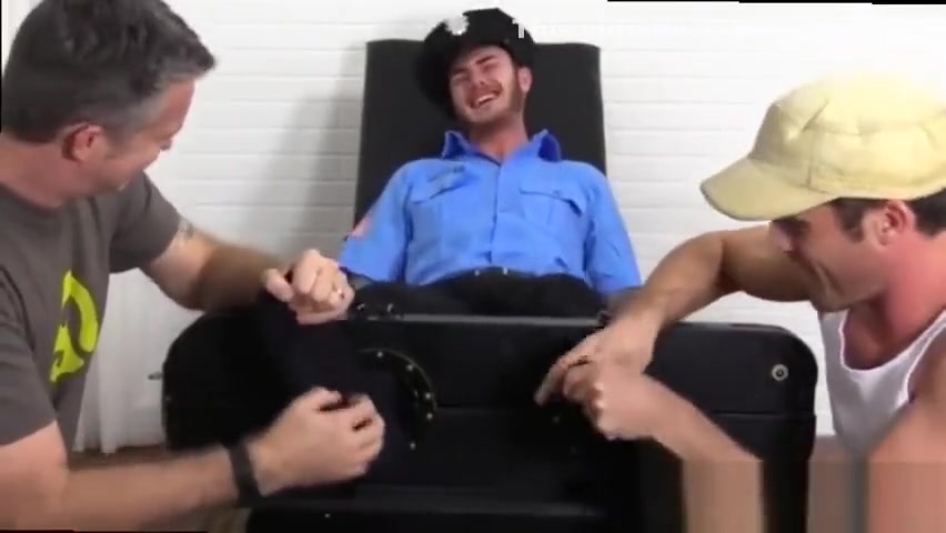 Pics of a gay man sucking another mans toes Officer Christian
