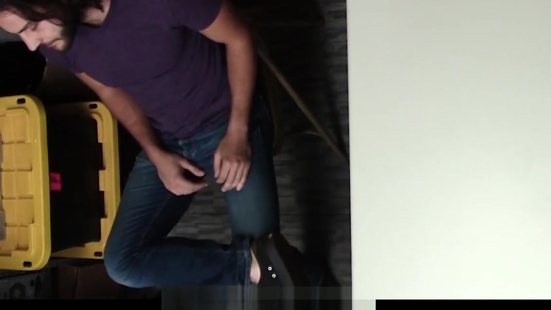 YoungPerps - Handsome guard fucks lucky long-haired dude