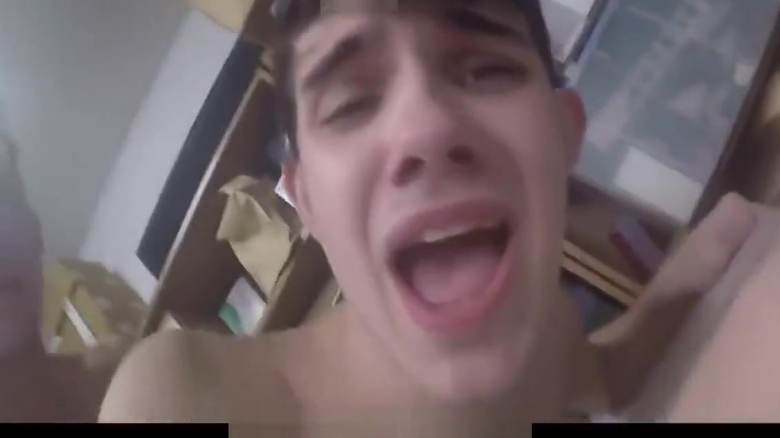 YoungPerps - Nerdy Twink Railed Out By A Security Guard