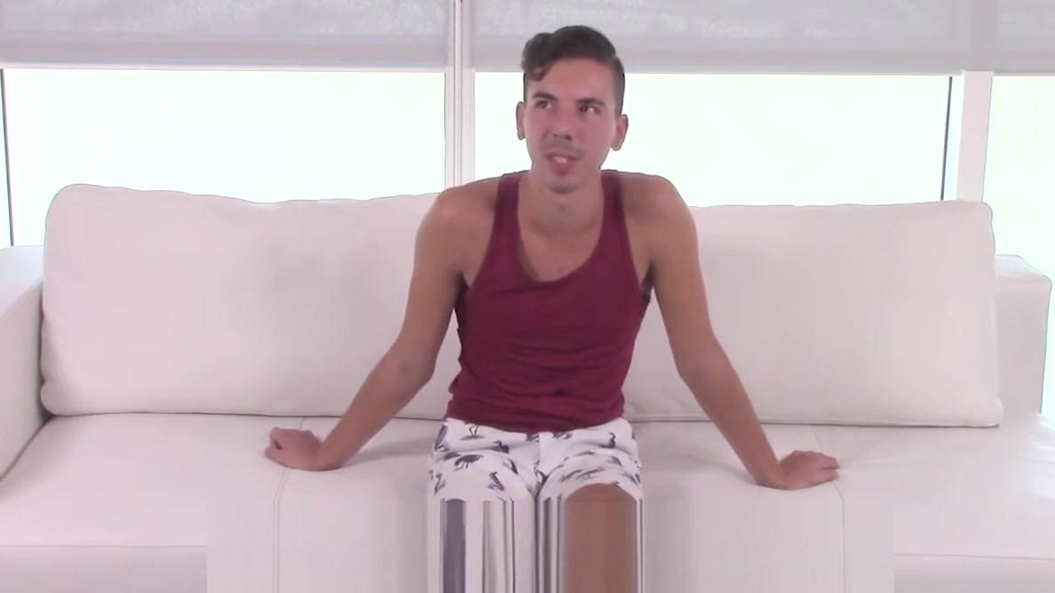 GayCastings Newcomer fucks by casting agent