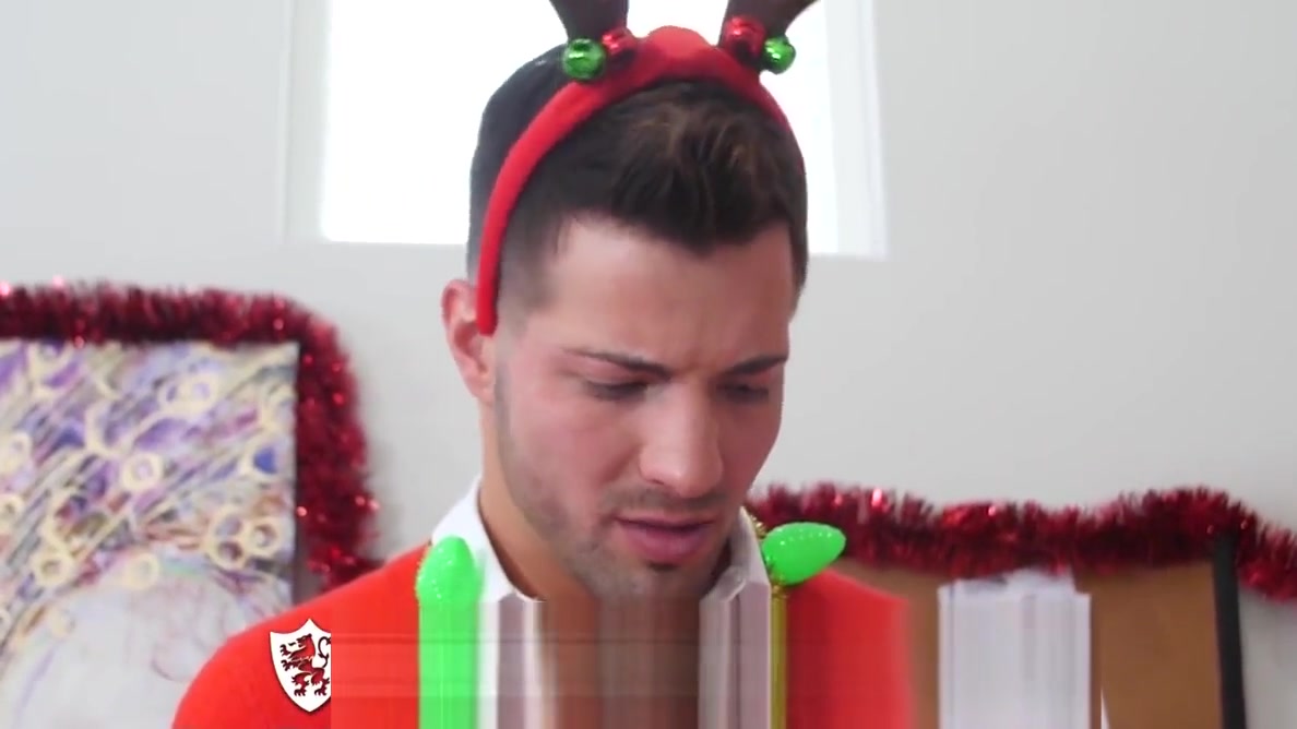 ManRoyale Christmas office party fuck with two hunks