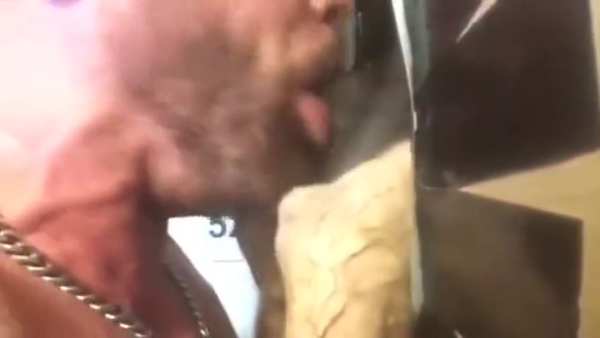 3 BBC Take Turns at Gloryhole in Philadelphia