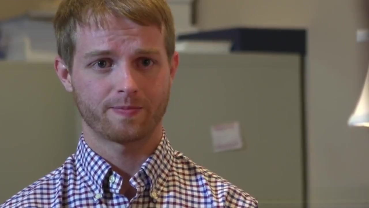 Office jock bangs twink after job interview