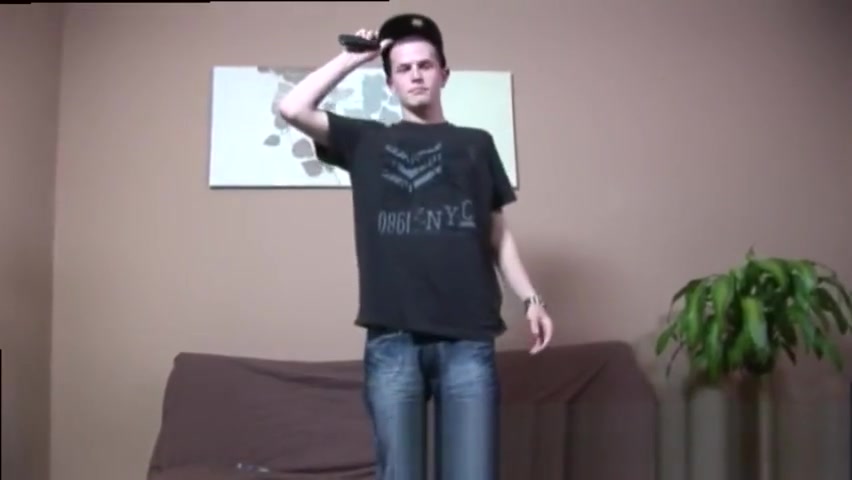 guy masturbates 34557 out in public straight boys