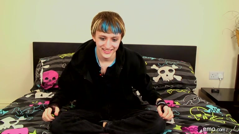 Emo Teen Dick With Wanking Boy Blayde - Blayde O'neil Wanks