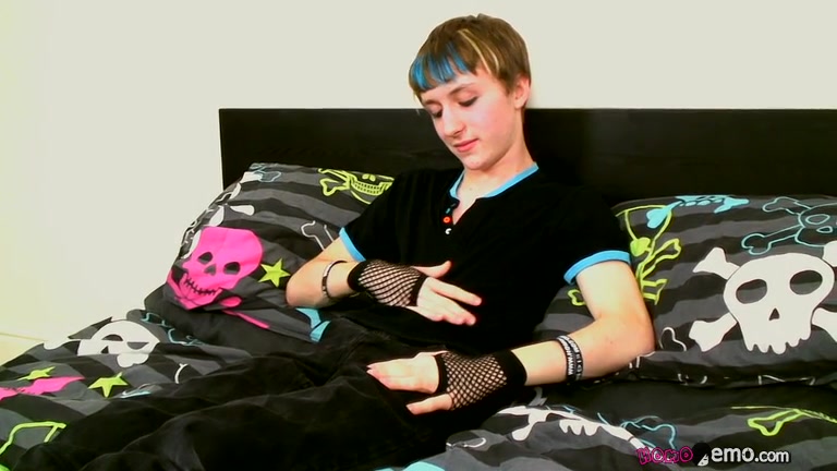 Emo Teen Dick With Wanking Boy Blayde - Blayde O'neil Wanks