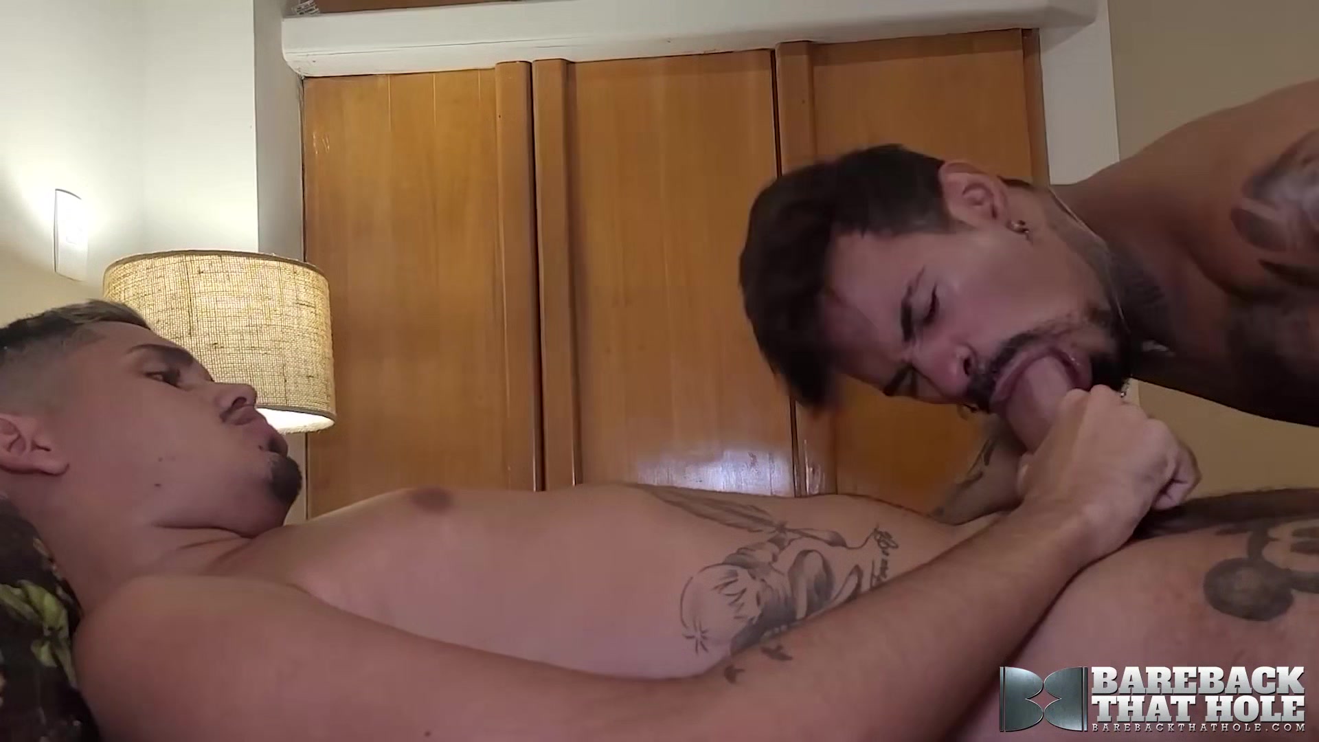 BAREBACKTHATHOLE Latinos Kevin Dotadao And Ronny Aislan Fuck