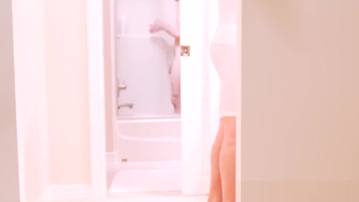 Mormon Twink Masturbates To His Roommate While He Showers