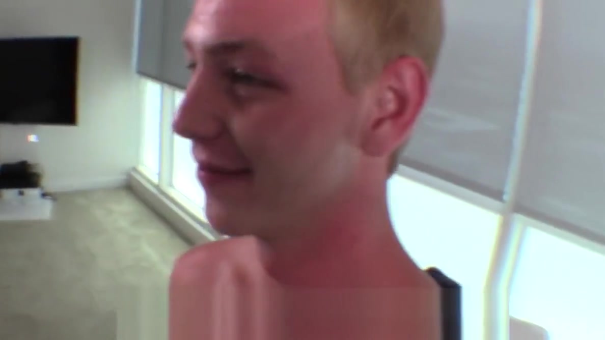GayCastings Naive newcomer fucked by casting agent