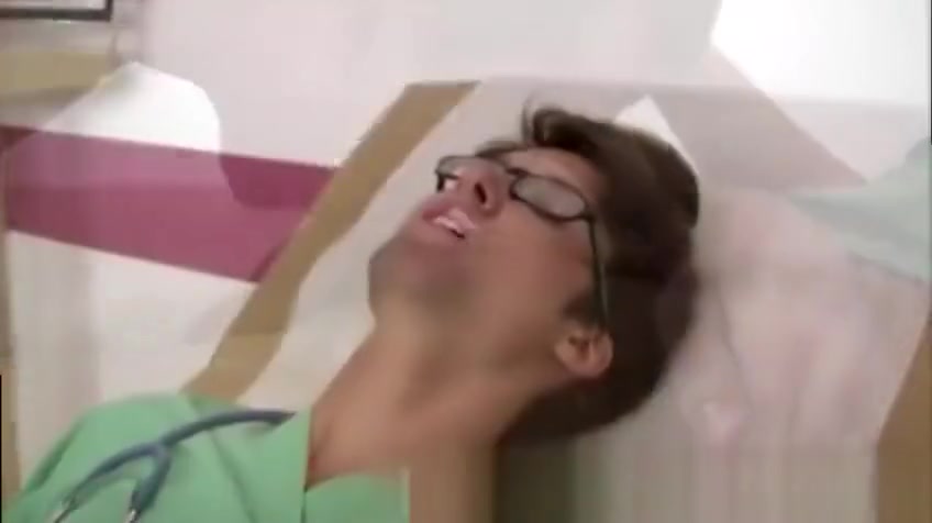 Free video clips gay twink by doctor hot naked kissing with first time It