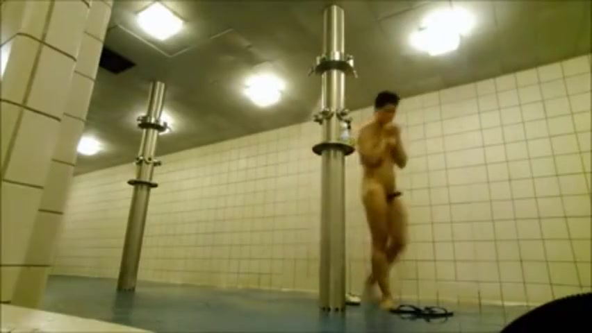 PUBLIC SHOWER JERK OFF