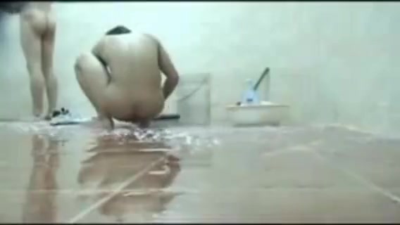 Japanese public shower 4
