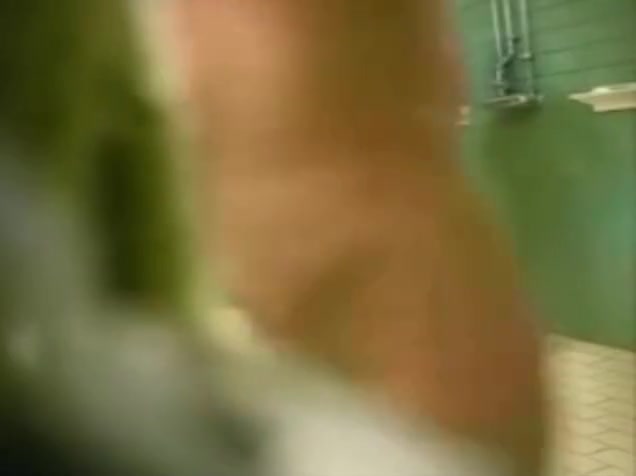 Hungarian gang shower