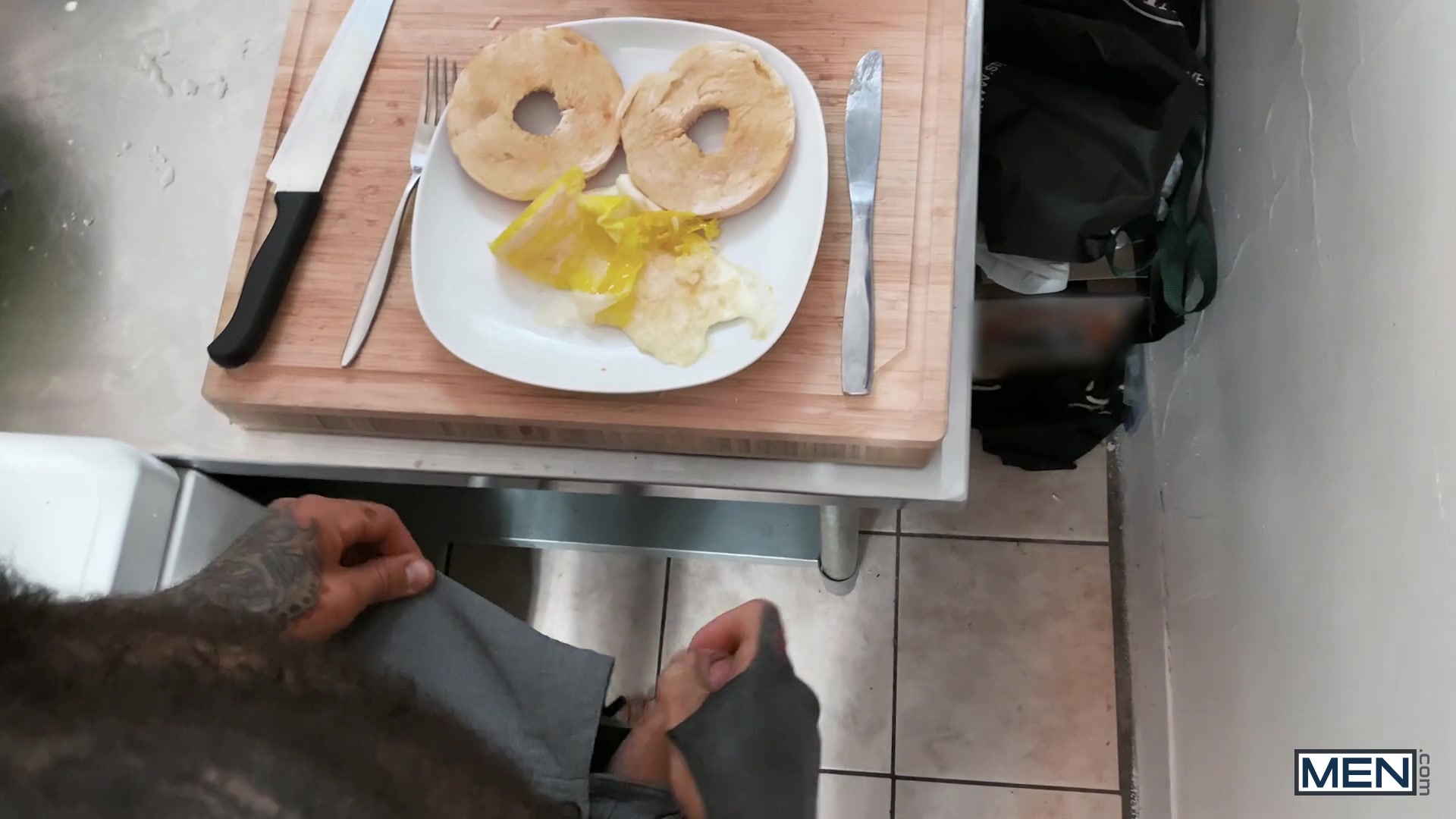 Breakfast In Bed: Bareback