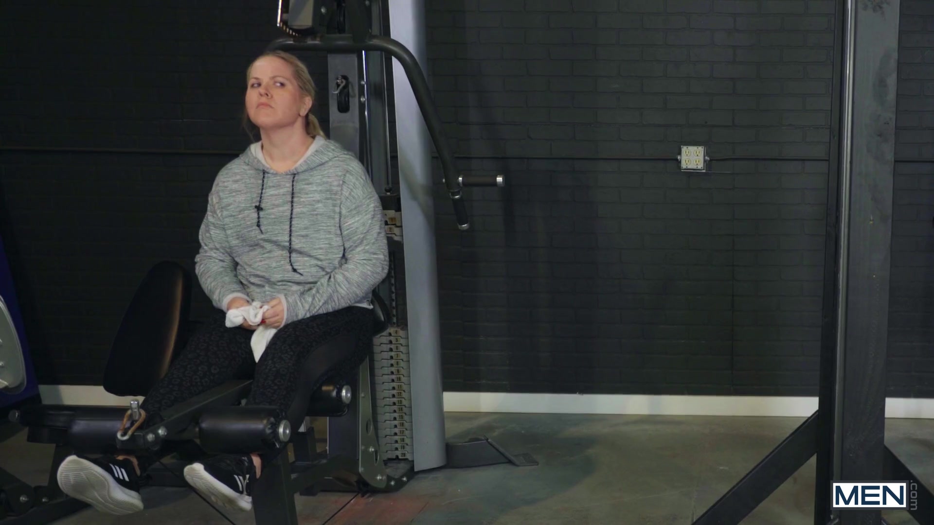 Plexigl-ASS Gym