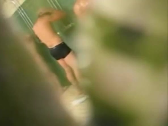 Hungarian gang shower 2