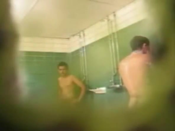 Hungarian gang shower 2