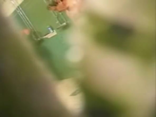 Hungarian gang shower 2