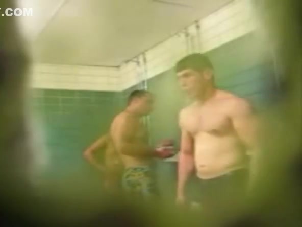 Hungarian gang shower 2
