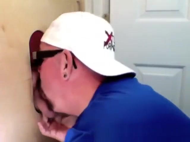 Gloryhole Lunch Time Feeding By 2 Guys