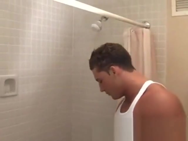 Nick Trigili Young showering and jerking off