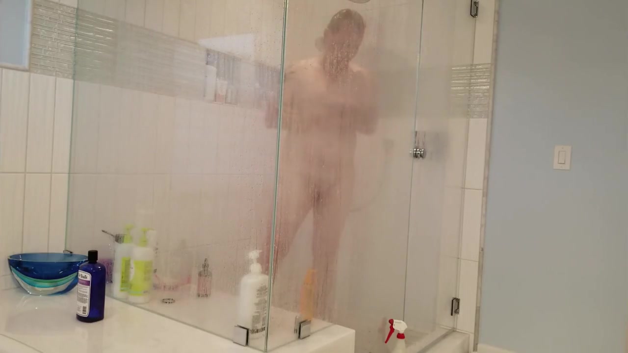 Shower Time :) Needed a quick shave a some hot water..love feeling smooth