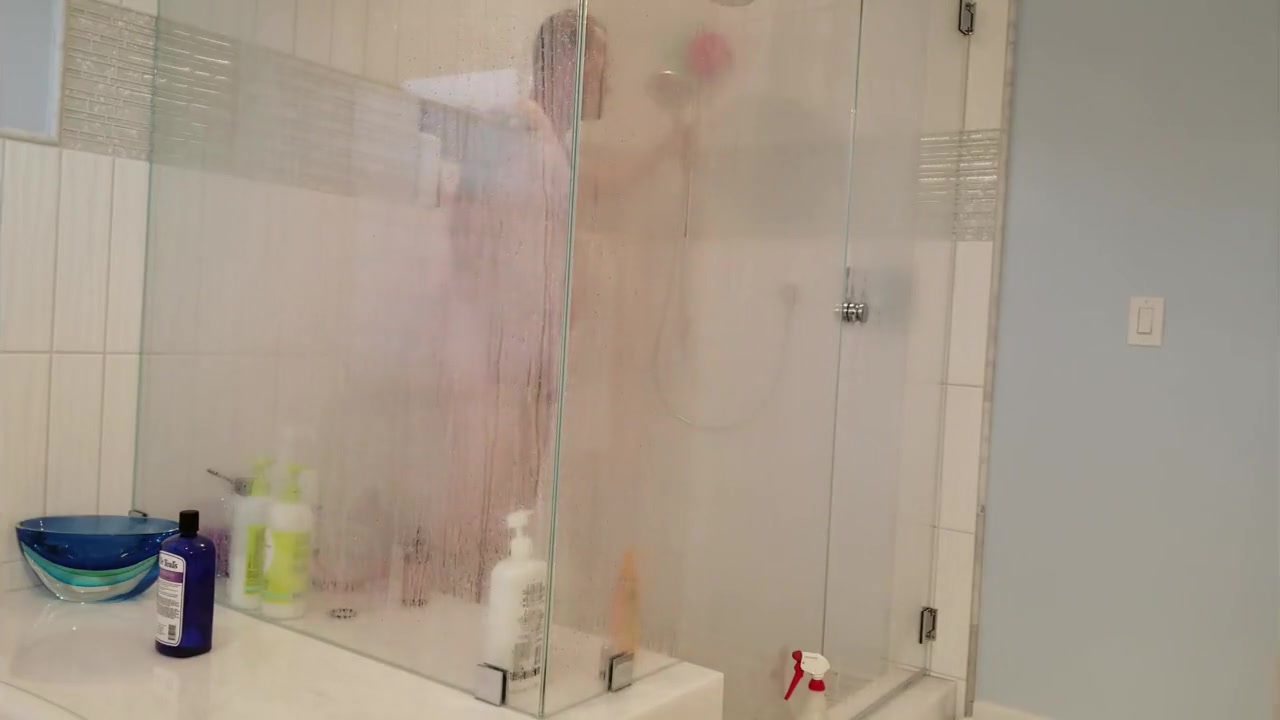 Shower Time :) Needed a quick shave a some hot water..love feeling smooth