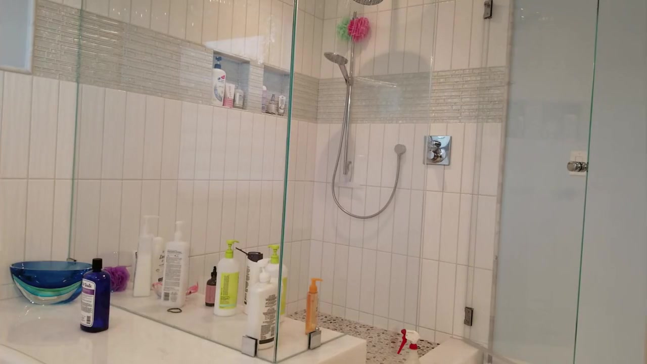 Shower Time :) Needed a quick shave a some hot water..love feeling smooth