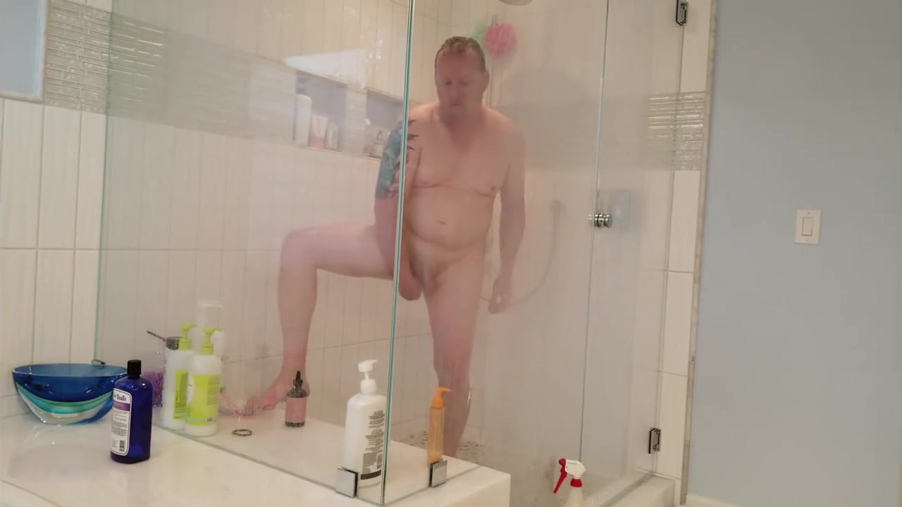 Shower Time :) Needed a quick shave a some hot water..love feeling smooth