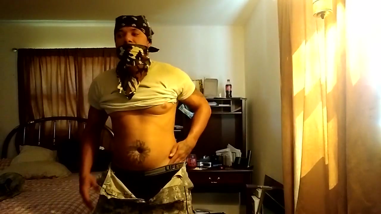 Army Guy Stripping And Masturbating ( 1)