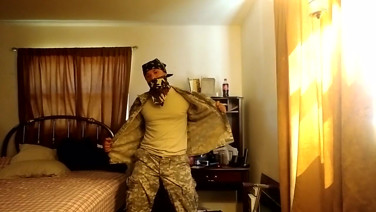 Army Guy Stripping And Masturbating ( 1)