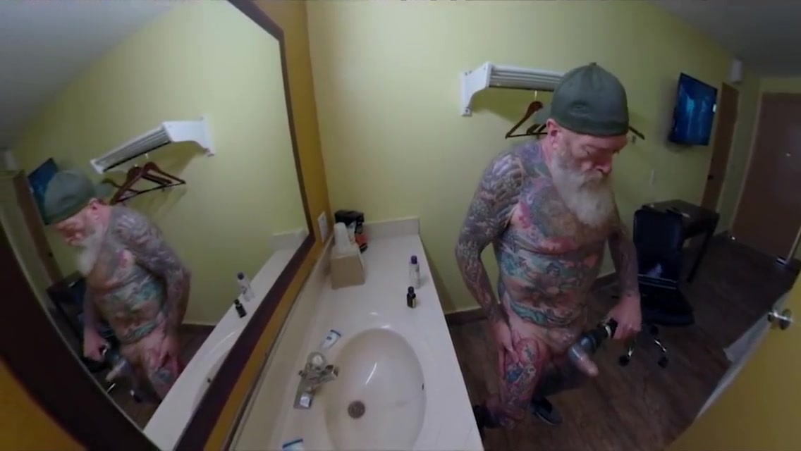Inked Step daddy Bear Solo - Cock Massage, Prostate Toy, Piss