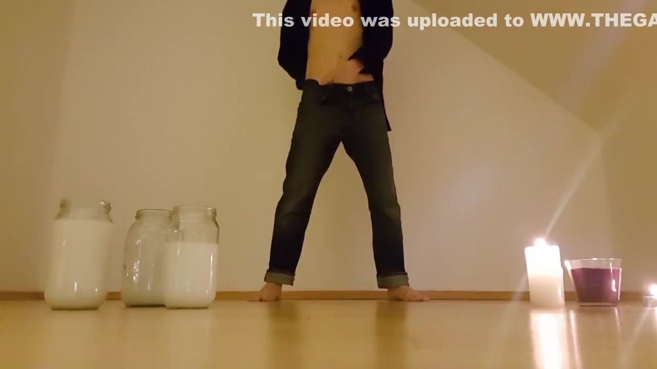 Liquid Play! Kinky boy gets sloppy with intense Cumshot