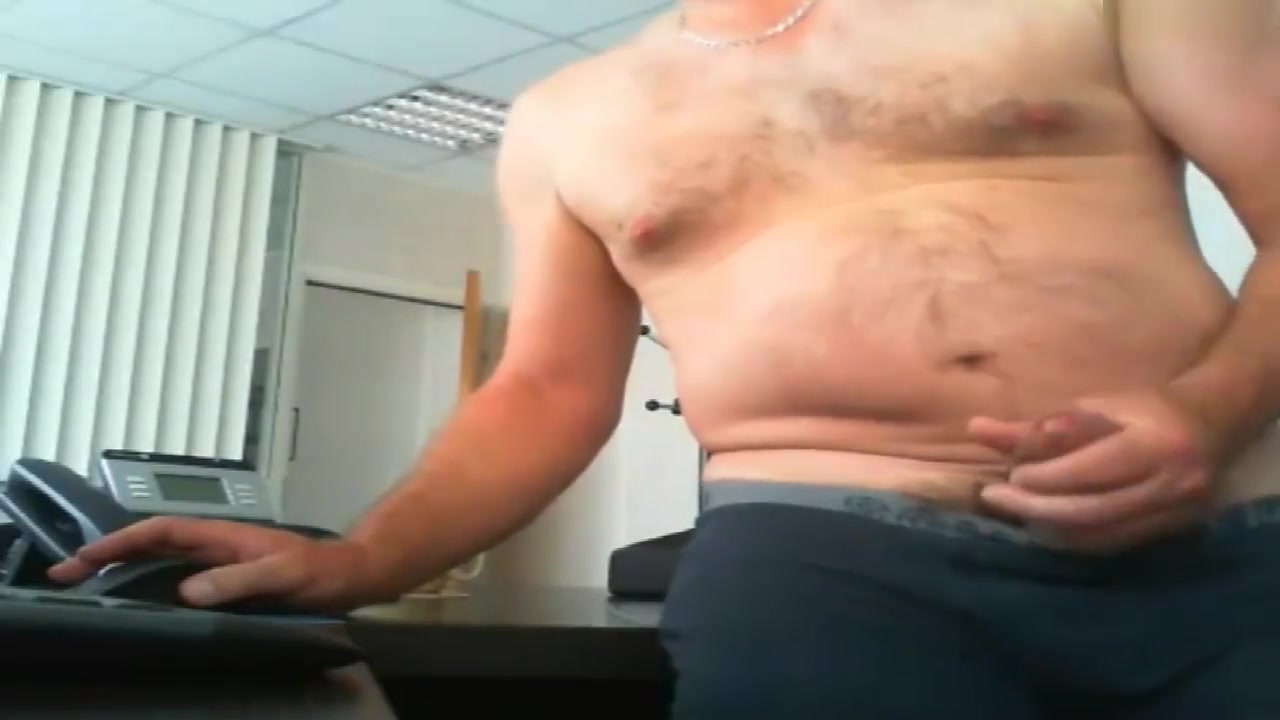 FRENCH FAT COCK Step dad JERK IN OFFICE