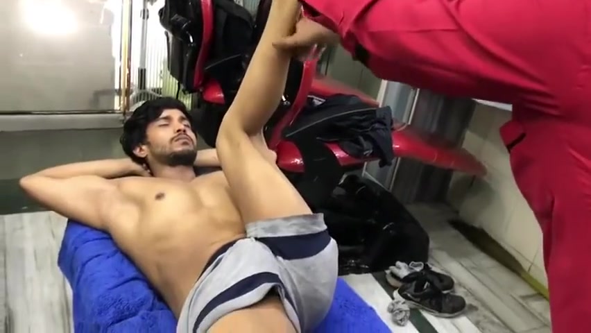 INDIAN MASSAGE 9