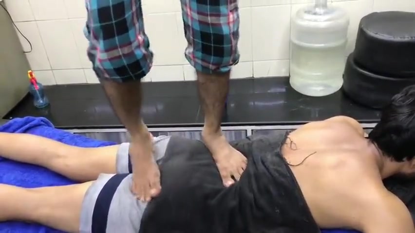INDIAN MASSAGE 9