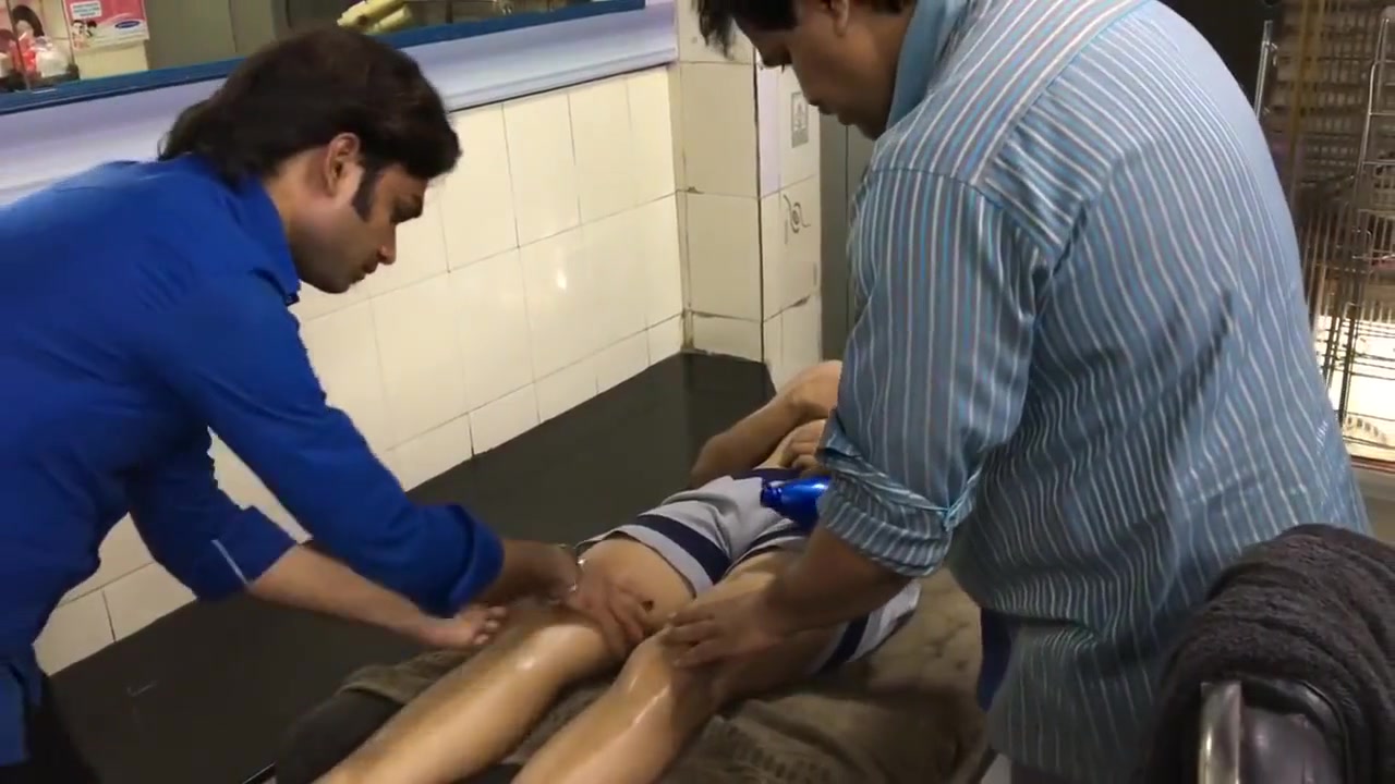 INDIAN MASSAGE 11