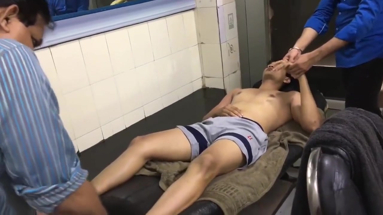 INDIAN MASSAGE 11