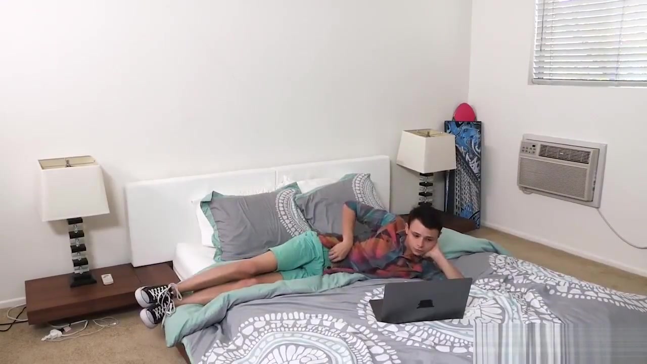 Horny gay shower sex xxx How To Fuck Your Step dad Little Austin has learned a