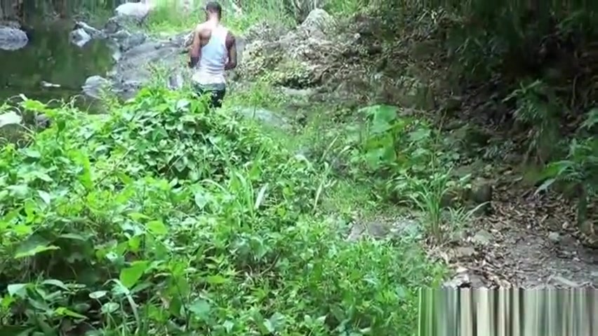 Cock-loving military lad blows a boy
