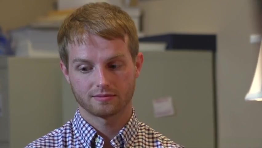 Cute twink cocksucked in the office