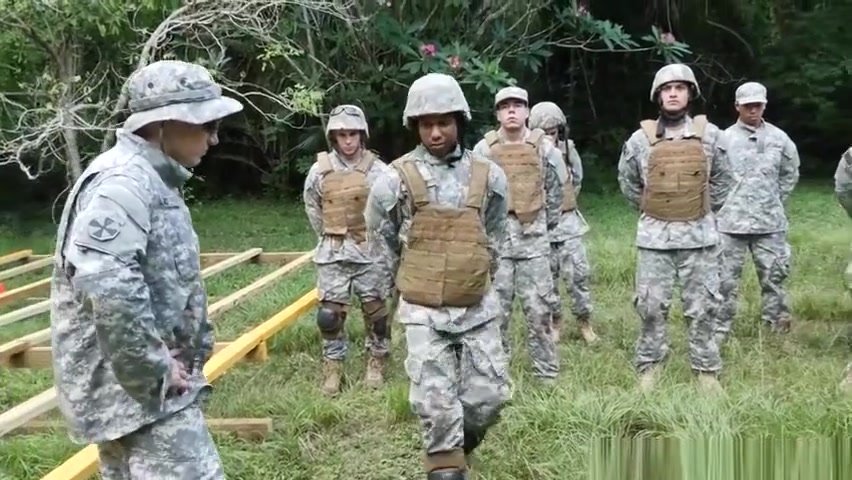 Ebony army hunks sucking white cock outdoor