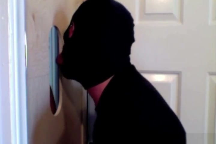 Married 8 Inch Cock At The Gloryhole