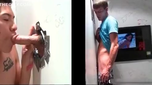 This horny dude sucks at glory hole