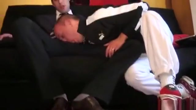 Office french hotties suck dick