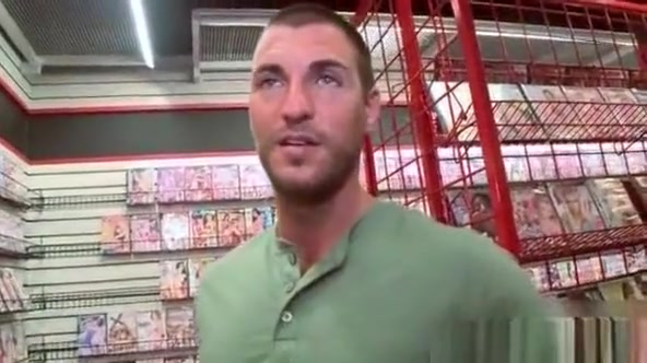 Muscled dude gets fellatio by kinky gay dude through gloryhole
