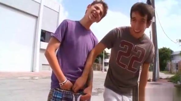 Kinky guys loves to suck & fuck